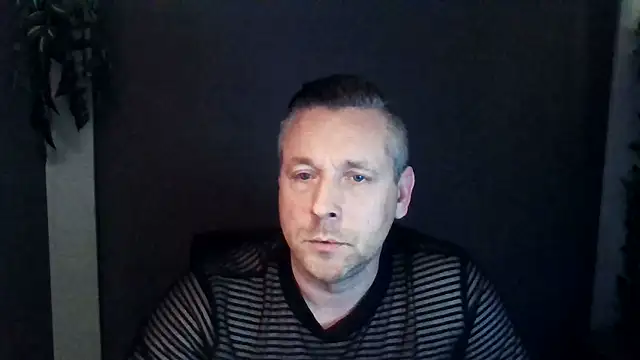 Snapshot of Hunter_Fl chatting on November 2025 03:45:01 PM Hunter Fl online show from November 2025 03:45:01 PM