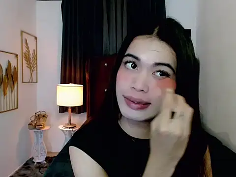 hollyyumiloove online show from February 2026 10:12:01 AM