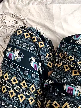 paro22 sex online show from February 2026 05:20:01 PM