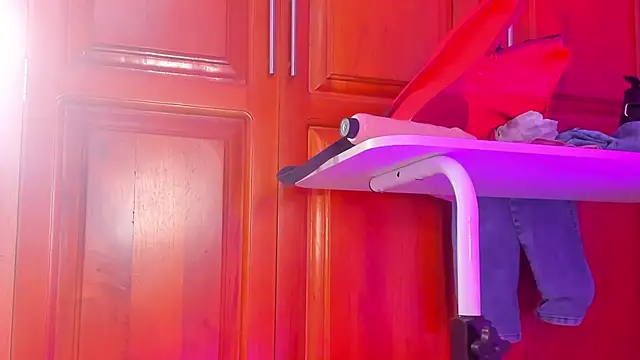 ValeryTs1 online show from November 2025 06:40:01 PM