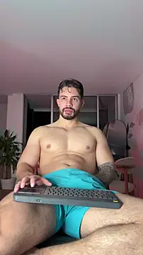 Valenthino Salvatore online show from February 2026 02:10:02 AM