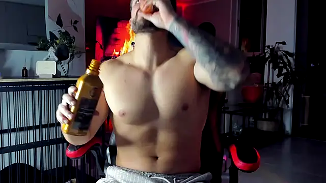 Snapshot of Valenthino_Salvatore chatting on June 2026 12:04:02 AM Valenthino Salvatore online show from June 2026 12:04:02 AM