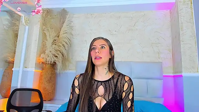 Snapshot of BritneyCortz_ chatting on February 2026 09:55:01 PM BritneyCortz online show from February 2026 09:55:01 PM