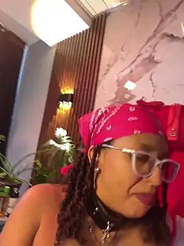 lilith-Y-Asmodeo online show from January 2026 07:23:01 PM