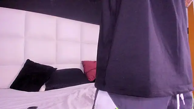 Andrew sanders68 online show from January 2026 07:30:01 PM