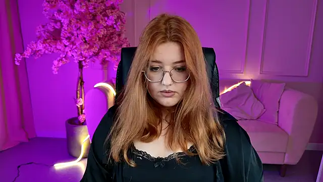 StaceyJensen online show from November 2025 05:29:02 AM