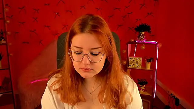 StaceyJensen online show from December 2025 09:26:02 AM