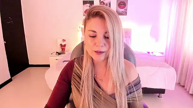 Violeta Hotter online show from November 2025 11:14:01 AM