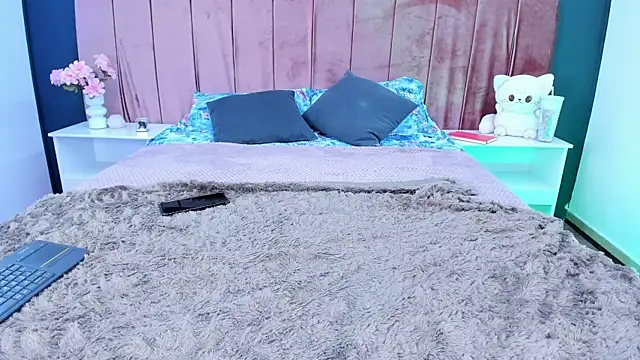 AkiraKurosei online show from April 2026 06:14:02 AM