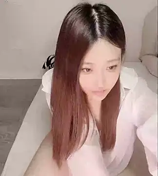 Snapshot of clara-cc chatting on June 2026 04:45:02 PM clara-cc online show from June 2026 04:45:02 PM