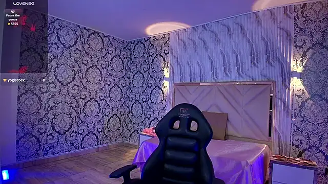 MIKU TAY1 online show from March 2026 07:54:01 PM