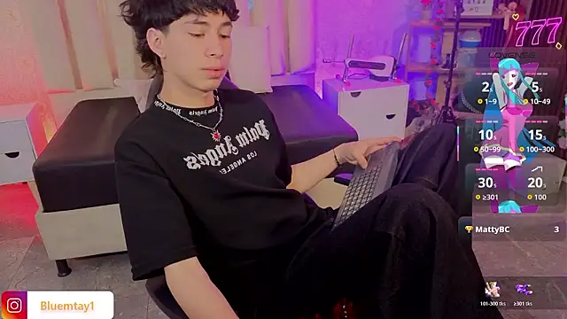 kaelwolf tay online show from March 2026 07:39:01 PM