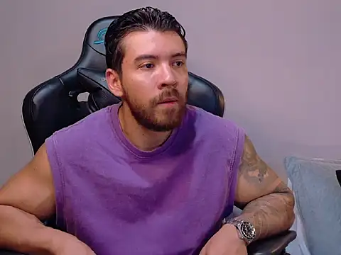 owen seth1 online show from April 2026 10:34:01 PM