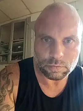 Masschaos999 online show from November 2025 11:48:02 PM