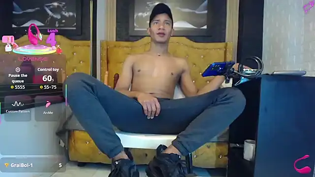 Snapshot of stefanodj chatting on November 2025 05:32:02 AM stefanodj online show from November 2025 05:32:02 AM