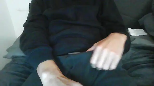 latinman7944 online show from February 2026 07:37:02 AM