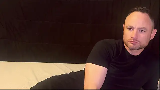 famous1tad online show from March 2026 02:01:02 AM