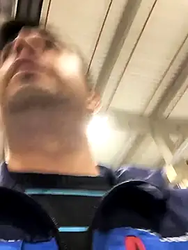 Snapshot of Alexutz21 chatting on April 2026 05:32:01 PM Alexutz21 online show from April 2026 05:32:01 PM