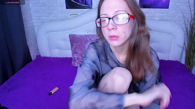 BrielleSummer4u online show from November 2025 02:24:01 AM