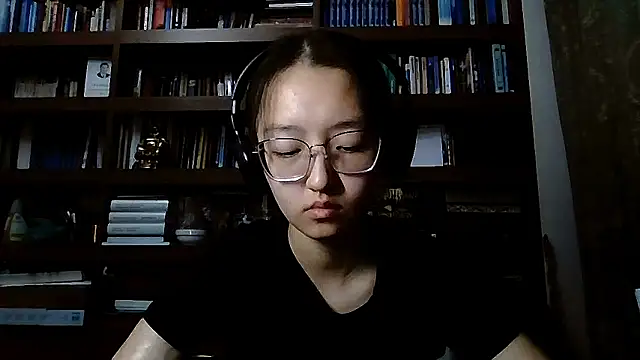 LinaClous online show from March 2026 02:58:02 PM