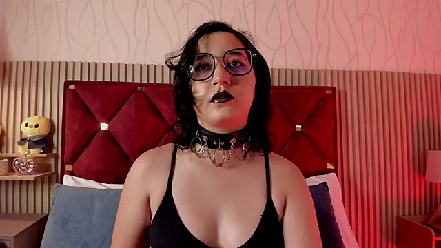 Snapshot of Kiri_Velvet chatting on June 2026 08:03:01 PM Kiri Velvet online show from June 2026 08:03:01 PM