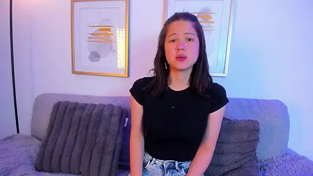 Skyy bloom online show from March 2026 12:43:01 PM