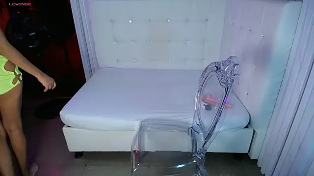 Ameliasexx online show from December 2025 09:23:02 PM