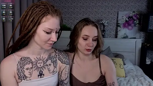 BobbieNibbe online show from December 2025 01:12:02 AM