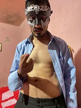 maxitravieso online show from April 2026 11:53:01 PM