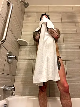 Snapshot of JSizzle13 chatting on November 2025 10:43:02 PM JSizzle13 online show from November 2025 10:43:02 PM