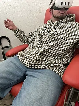 2addictivelyhorny online show from February 2026 07:08:02 AM