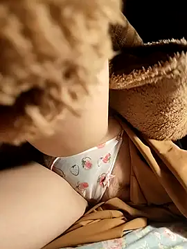 LianLaz online show from November 2025 10:01:02 PM