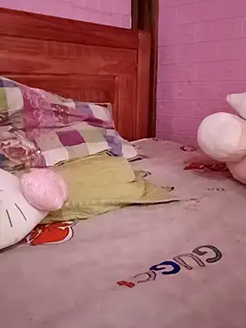 Lily-ross22 online show from April 2026 05:41:01 AM