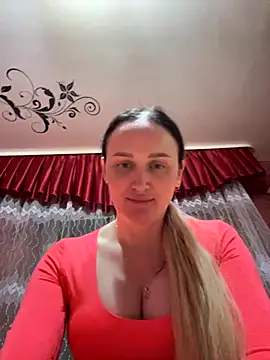 TomilaSi online show from December 2025 09:31:02 PM