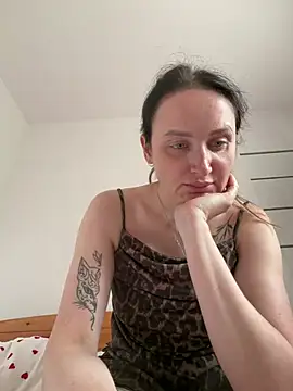 Snapshot of TomilaSi chatting on July 2026 10:07:01 AM TomilaSi online show from July 2026 10:07:01 AM