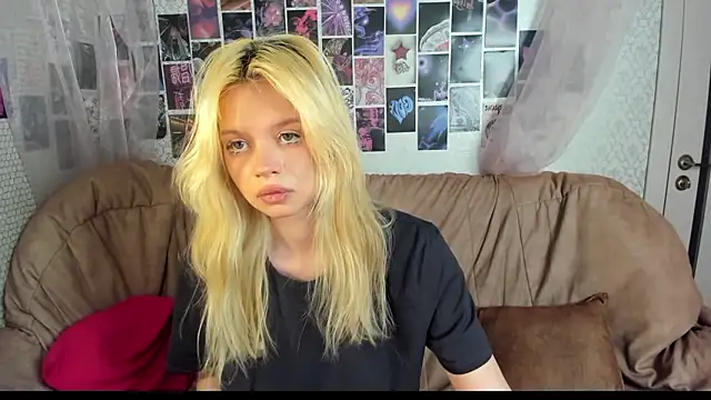 AlysaMeow online show from February 2026 01:49:02 PM