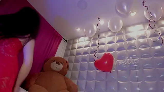 sol-angel online show from February 2026 04:15:02 PM