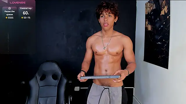 LiamVibes212 online show from February 2026 01:23:01 PM