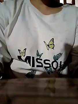 NariShow online show from December 2025 12:04:01 AM