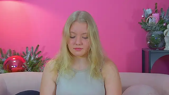 EmilyEvanse online show from December 2025 06:23:01 PM