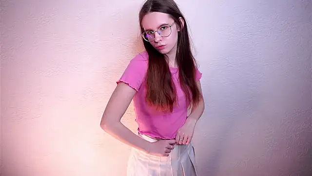 GennieKelso online show from December 2025 03:17:01 PM