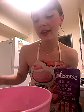 lilliabloom online show from December 2025 05:24:01 AM