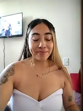 Manuela Velvet online show from December 2025 03:06:01 PM