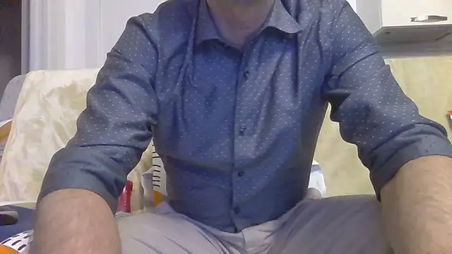 Eroshotlicker online show from April 2026 09:24:01 PM