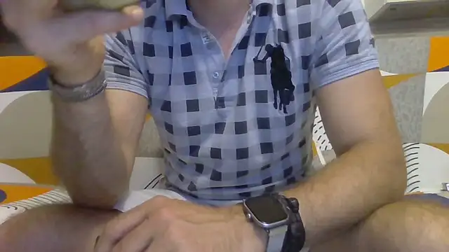 Eroshotlicker online show from June 2026 09:49:01 PM