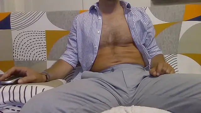 Eroshotlicker online show from June 2026 10:25:01 PM