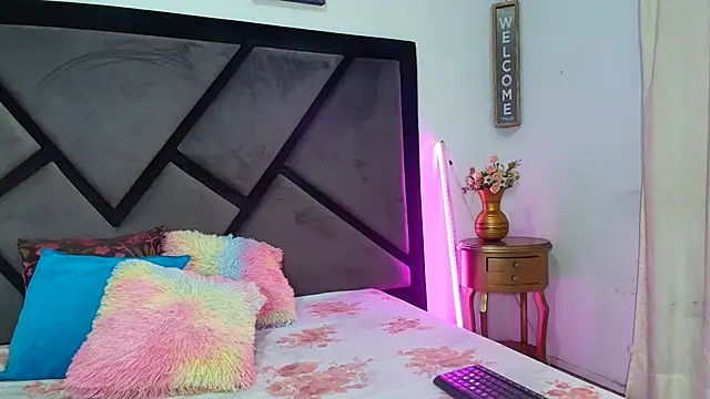 TashaNaughty4u online show from December 2025 12:14:02 PM