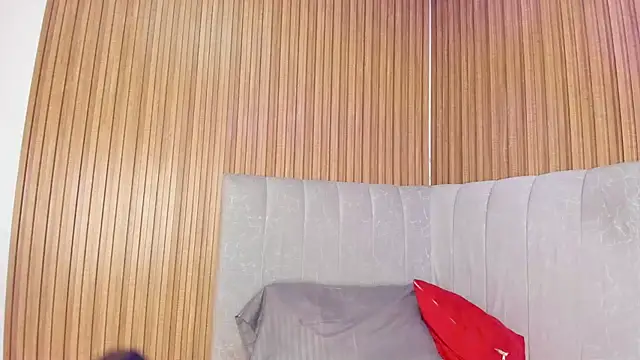 Snapshot of Maybeelin_ chatting on November 2025 12:52:01 PM Maybeelin online show from November 2025 12:52:01 PM