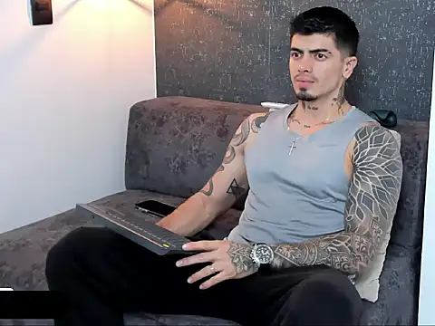  mrcock   online show from February 2026 10:43:01 PM