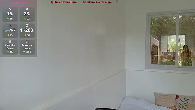 Snapshot of Juliet_official_pro chatting on July 2026 12:19:01 AM Juliet official pro online show from July 2026 12:19:01 AM